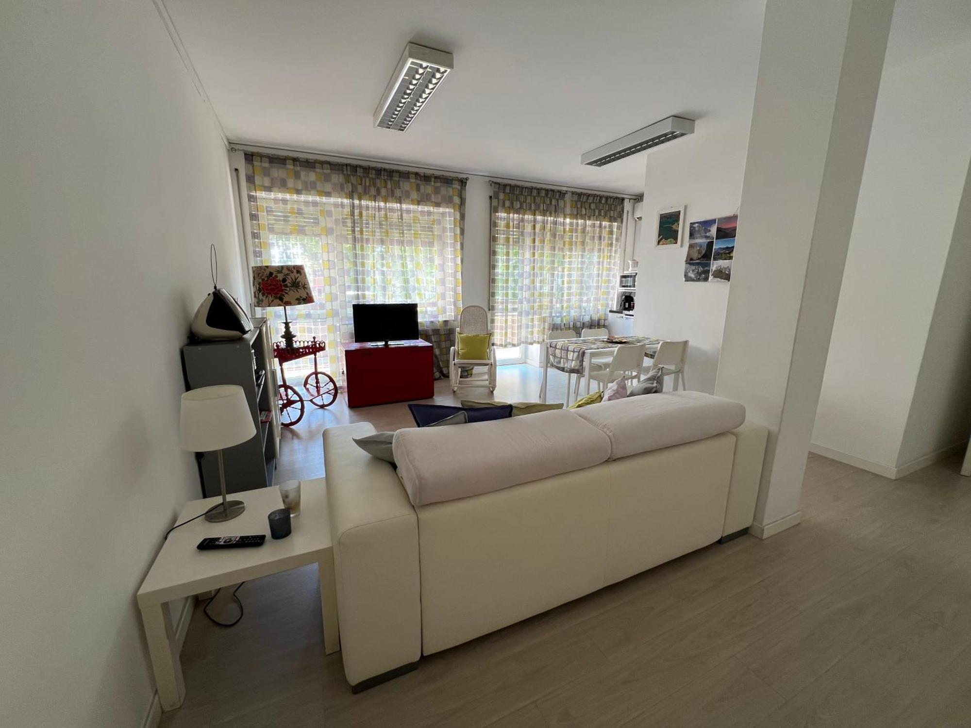 Terrace - White Apartment Venice
